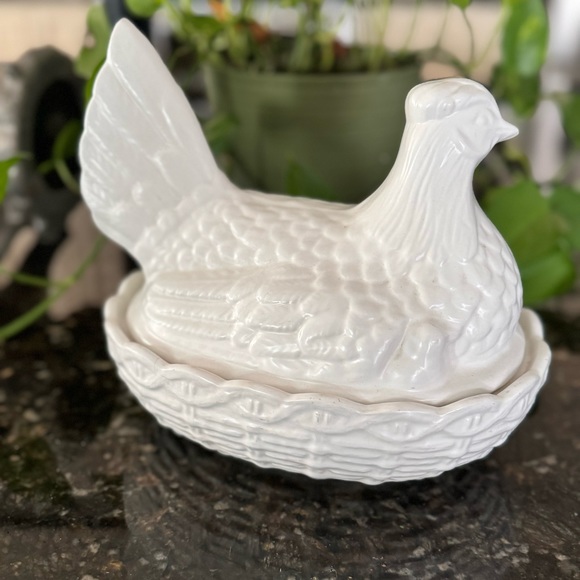 SOLD >>>Vintage nesting hen egg storage dish - Portmeirion Pottery - Picture 3 of 10